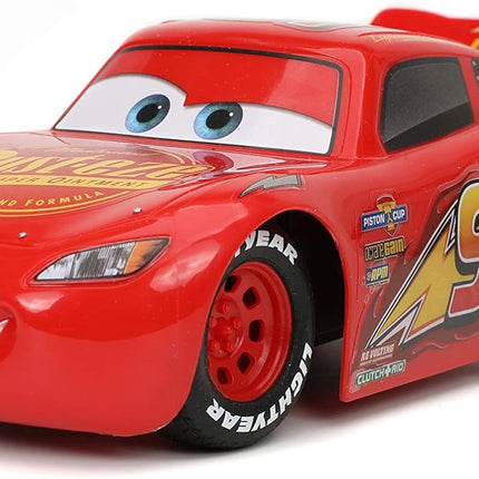 Jada Toys Pixar Cars 1:24 Lightning McQueen RC Remote Control Car 2.4 GHz Red Toys for Kids