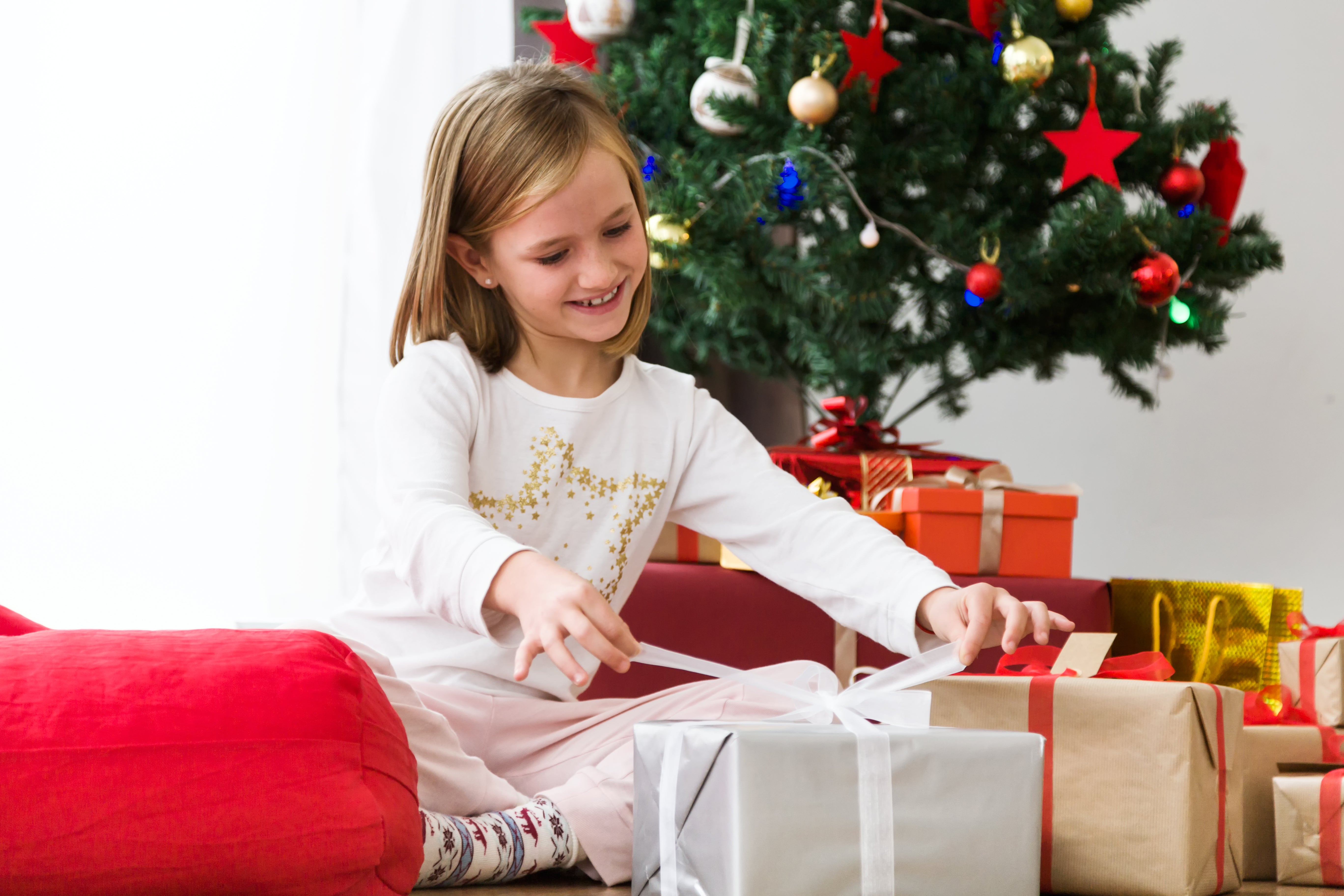 Magical Screen-Free Christmas Activities for Families