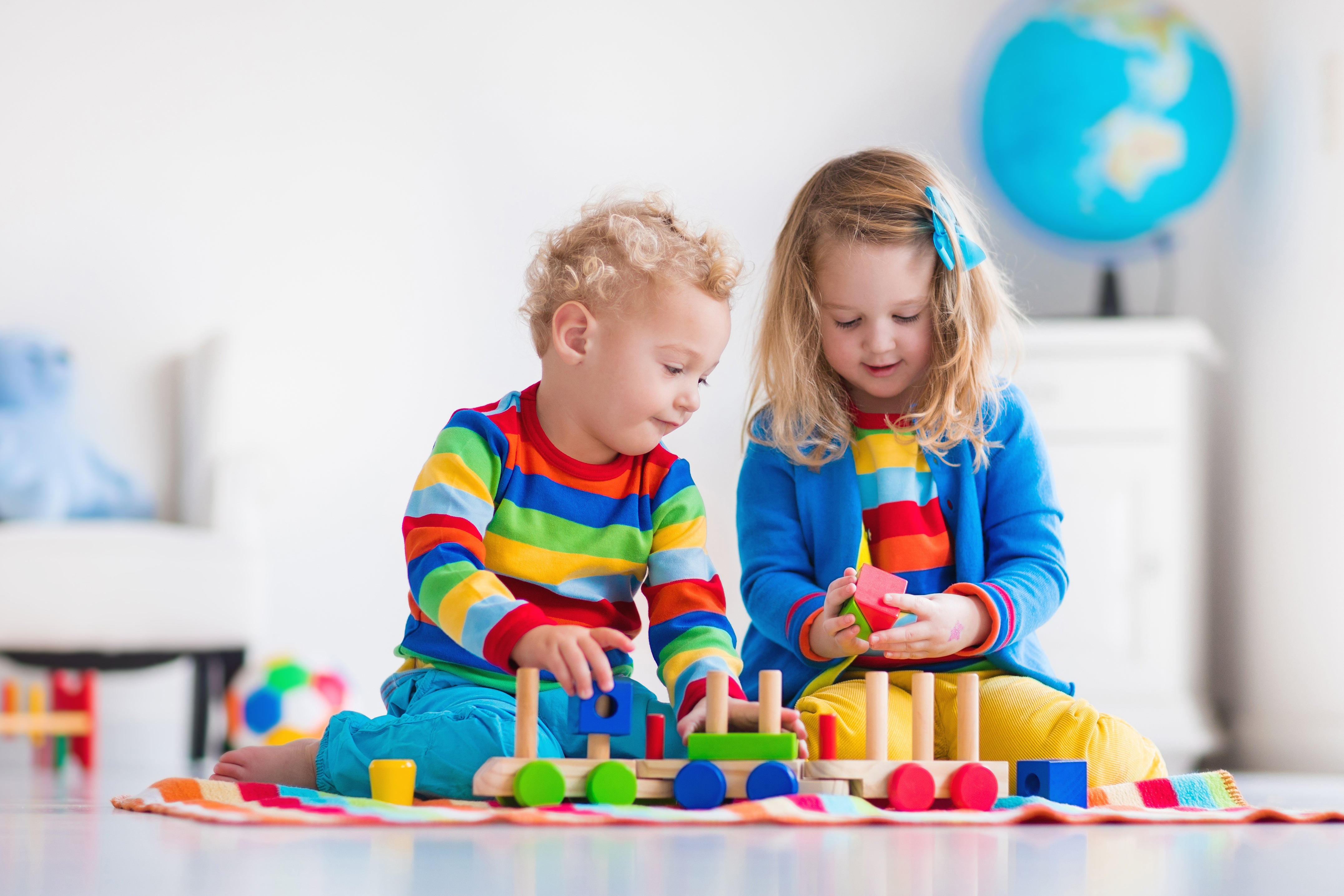 The Ultimate Age-by-Age Guide: Best Toys for Kids 0–10 Years